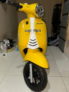 Motor Listrik T5 2024 Vespa, Motor di Carousell
