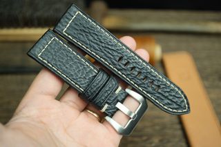 (Category: ) located in . Submitted by aug_leather (Listing ID 1337273354, Image 1). Description: .