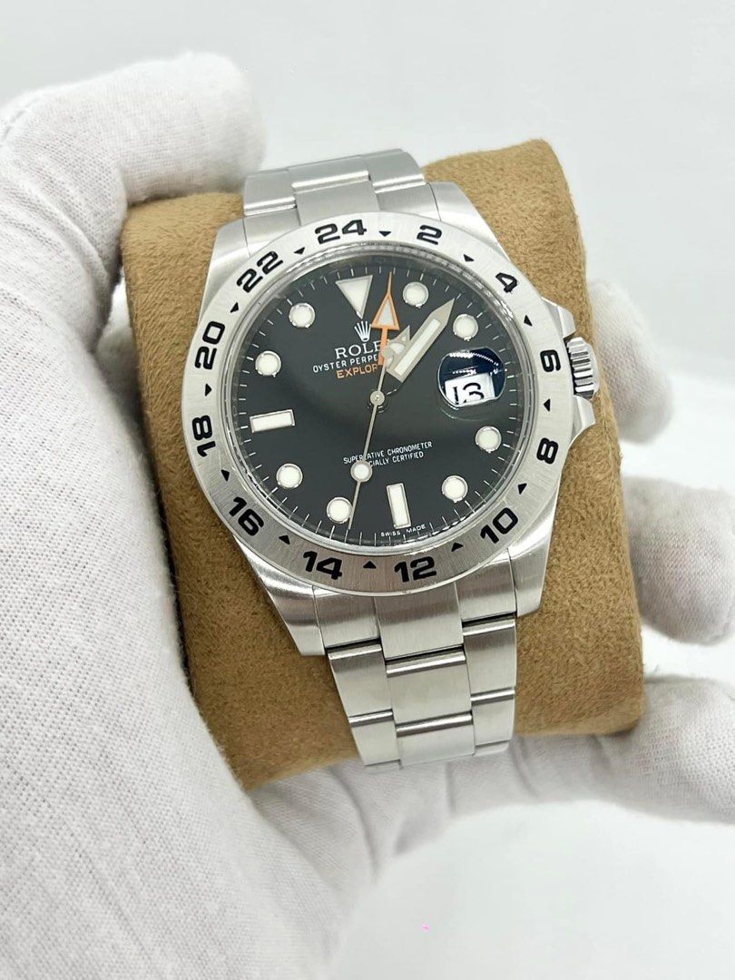 rolex (Category: Luxury Watches) located in Cabanatuan. Submitted by albertgonzales27 (Listing ID 1337321575, Image 3). Description: 🚨cheapest sports watch you’ll ever find🚨 Explorer II GMT Black Reference number 216570 2017 approx year model, Random serial 42mm case size 24hr GMT function 9/10 excellent condition Watch and box Open for verification Trades accepted up or down P445k only fixed ⚡️.