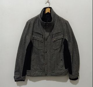 (Kategori: ) berada di . Dikirim oleh sickboy.thriftshop (ID iklan 1337398539, Gambar 1). Deskripsi: .