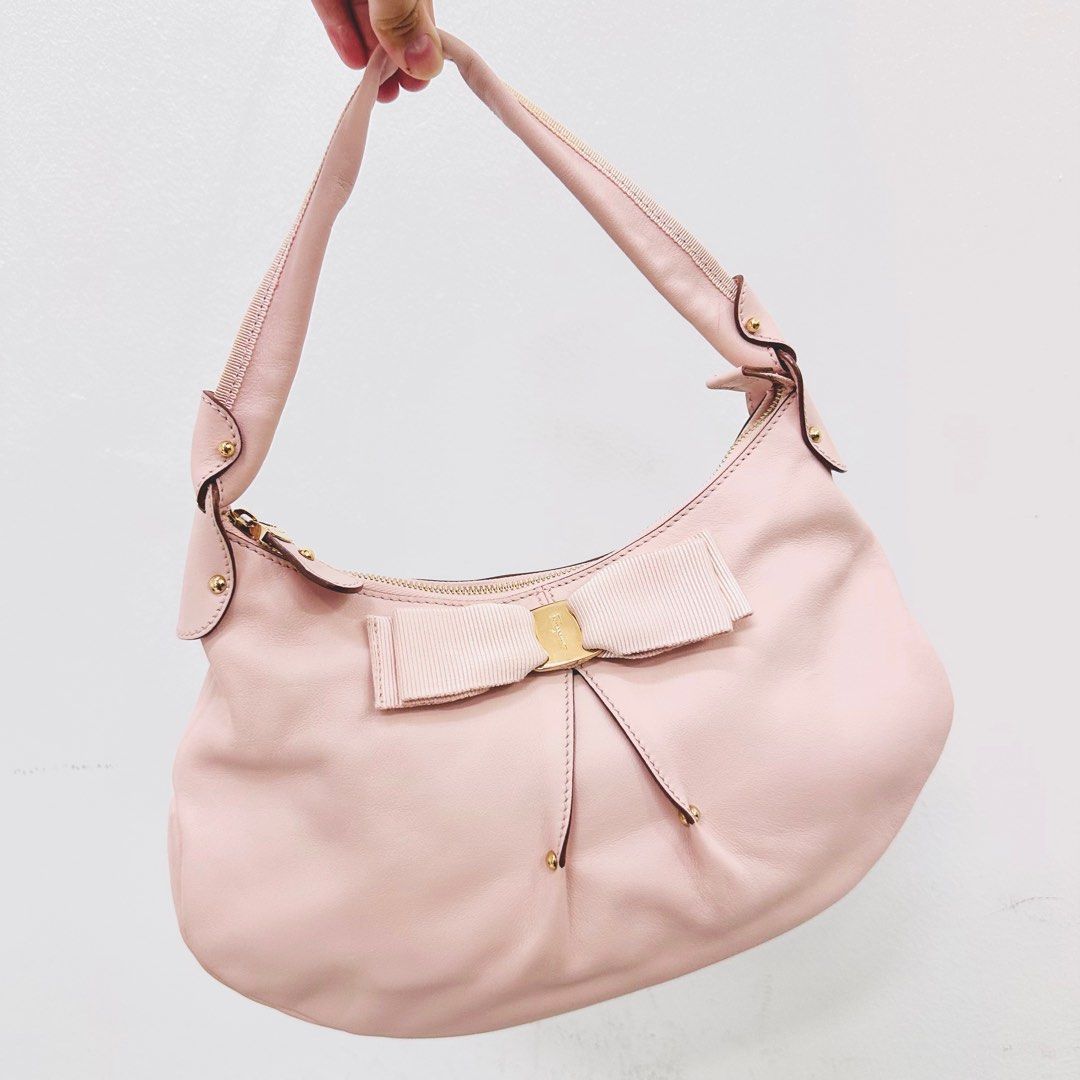 Salvatore ferragamo baguette bag outlet