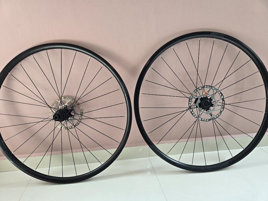 Syncros RACE 24S DISC グラベルホイール 50Cタイヤセット Syncros Race 24 wheel, Sports Equipment, Bicycles & Parts, Parts