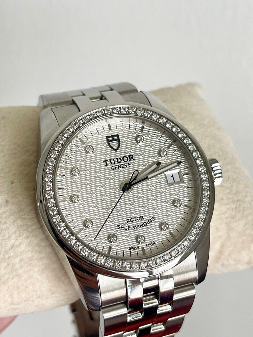 TUDOR Glamour Date with Diamonds (Category: Luxury Watches) located in Manila. Submitted by verashops (Listing ID 1321670385, Image 1). Description: Authentic Tudor Unisex Watch Tudor Glamour Date with Diamonds Complete Set with Box and Card, dated May 2024 A 36mm Glamour Date featuring a factory diamond-set bezel, a silver jacquard dial with diamond-set indices, a date at 3:00 and a multi-link steel bracelet with a signed deployant clasp. Origin