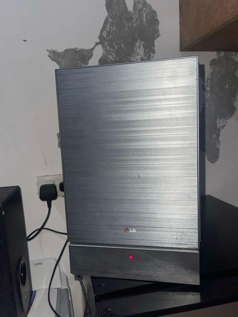 Wireless Subwoofer LG S44A1-D (Category: Soundbars, Speakers & Amplifiers) located in Quezon City. Submitted by jhadce (Listing ID 1337253152, Image 2). Description: LG S44A1-D Wireless Active Subwoofer Unit is lightly used but working..