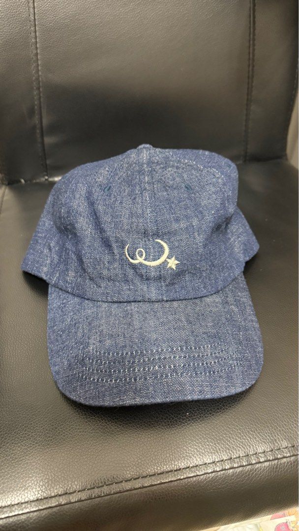 Wtaps Cap （分類：棒球帽、帽）位於 Hong Kong。 由 thy2199 提交（商品編號 1337403032，圖片 3）。簡介： 有興趣pm 全部只帶過1-2次 淨帽 。