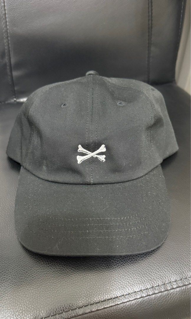 Wtaps Cap （分類：棒球帽、帽）位於 Hong Kong。 由 thy2199 提交（商品編號 1337403032，圖片 5）。簡介： 有興趣pm 全部只帶過1-2次 淨帽 。