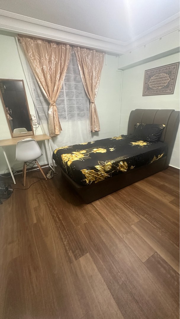 (Category: ) located in . Submitted by silver_69 (Listing ID 1337513756, Image 1). Description: .