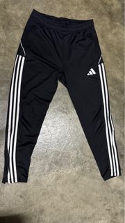 (Category: ) located in . Submitted by flyzzz11 (Listing ID 1337544942, Image 1). Description: .