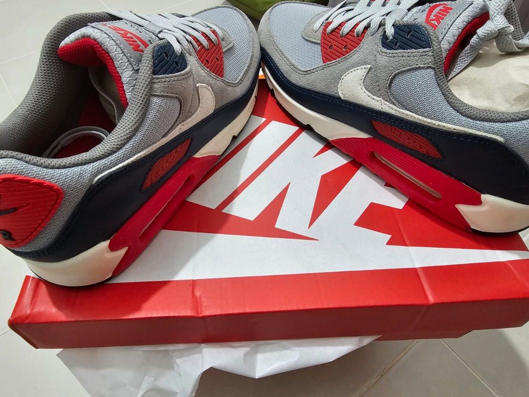 Air max90 (Category: Sneakers) located in Singapore. Submitted by mikey043091 (Listing ID 1337538607, Image 2). Description: .
