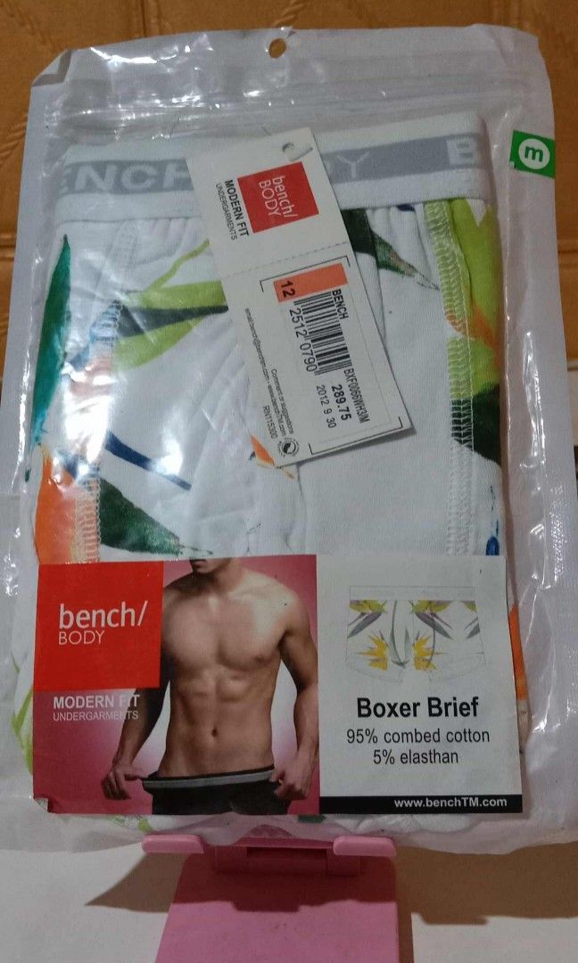 Bench Briefs (Category: Underwear) located in Pasig City. Submitted by raytigs (Listing ID 1337417592, Image 1). Description: Modern Fit Undergarments Boxer brief Old stocks.