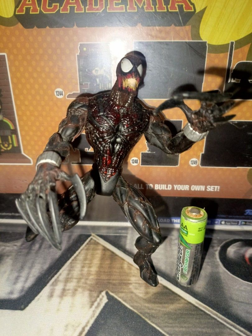 Carnage Rare figure (Category: Figurines & Statues) located in Quezon City. Submitted by narfetc (Listing ID 1337564385, Image 3). Description: rare carnage as is.