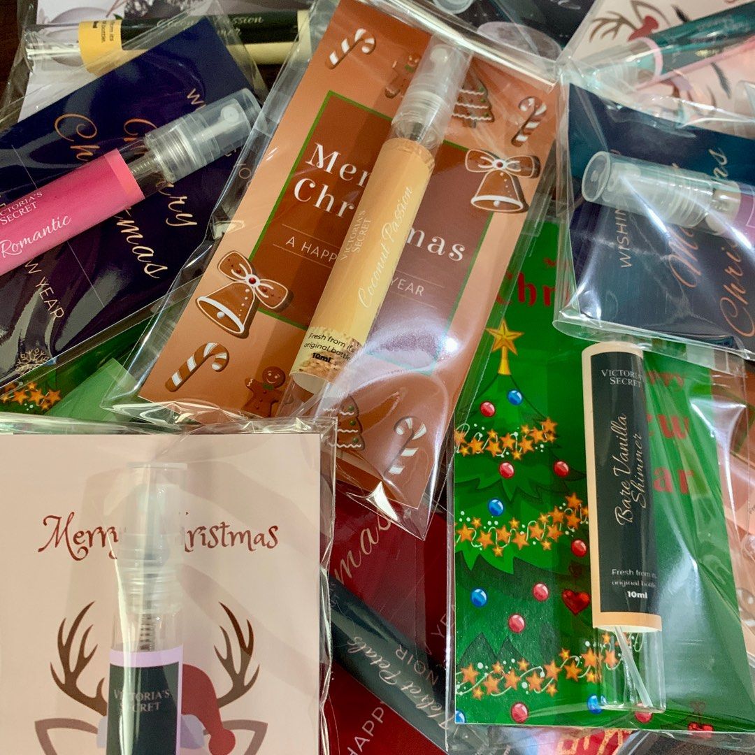 CHRISTMAS GIVEAWAYS (Category: Fragrance & Deodorants) located in Cavite. Submitted by Cheapips (Listing ID 1337427382, Image 1). Description: 🎄CHRISTMAS GIVEAWAYS 🎄 10ml Decant Perfume w/packaging Bath & Body Works ₱56 each Dear Body ₱46 each Victoria's Secret ₱66 each Elizabeth Arden ₱63 each Ariana Grande ₱76 each Adidas for Men ₱76each 💯 Original | Authentic | Legit 💯 Cute & Presentable 💯 Onhand & Ready to ship 🛵 Same day delivery via L