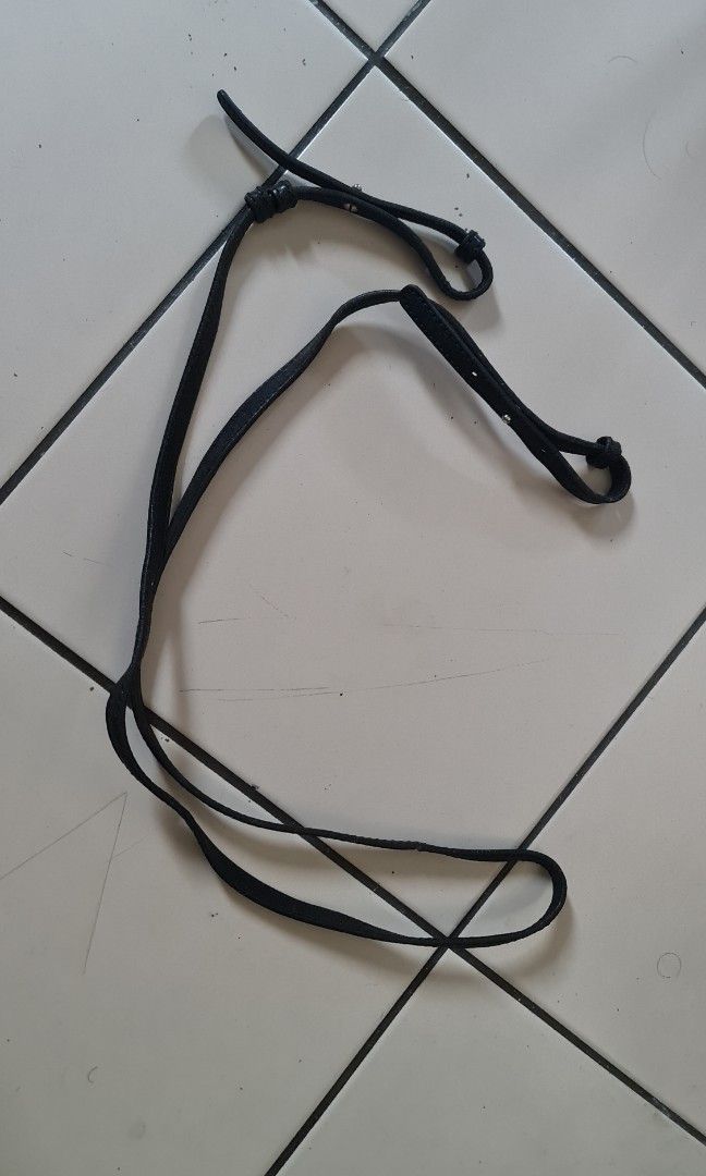 Givenchy Pandora Mini - leather strap (Category: Luxury Bags & Wallets) located in Quezon City. Submitted by jek017 (Listing ID 1337492242, Image 1). Description: authentic Givenchy leather strap.