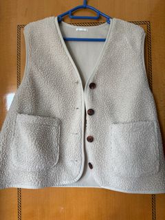 GU毛毛背心外套64242127114754110