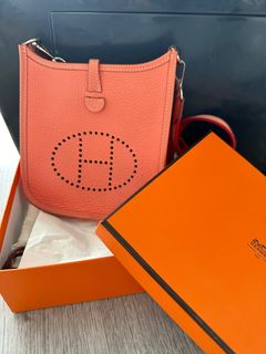 （分類：）位於 。 由 bbg9bbg9 提交（商品編號 1337432539，圖片 1）。簡介： 。