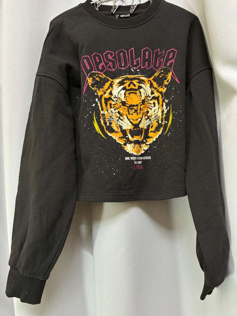 H M divided tiger sweater Women s Fashion Tops Longsleeves on Carousell