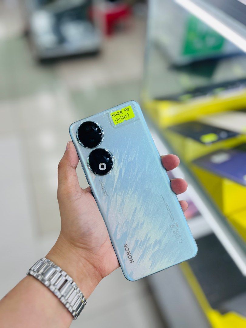 Honor 90 5G 12/512GB OPENLINE GLOBAL NO ISSUES UNIT ONLY (Category: Huawei) located in San Juan City. Submitted by saabangadgetshop (Listing ID 1337413081, Image 1). Description: Onhand | Pre-owned Honor 90 5G 12/512GB GLOBAL UNIT ONLY NTC APPROVED OPENLINE NO HIDDEN ISSUES NO HISTORY OF REPAIR 99%Smooth TEST TO SAWA RESET ALL YOU WANT NOT REFURBISHED AUTHENTIC PHONE ALL WORKING Mode of Payment : ⬇️ ▪️Cash ▪️Bank Transfer ▪️Gcash 📍Installment av