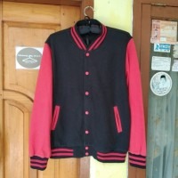 (Kategori: ) berada di . Dikirim oleh sneakersvibe (ID iklan 1337471581, Gambar 1). Deskripsi: .