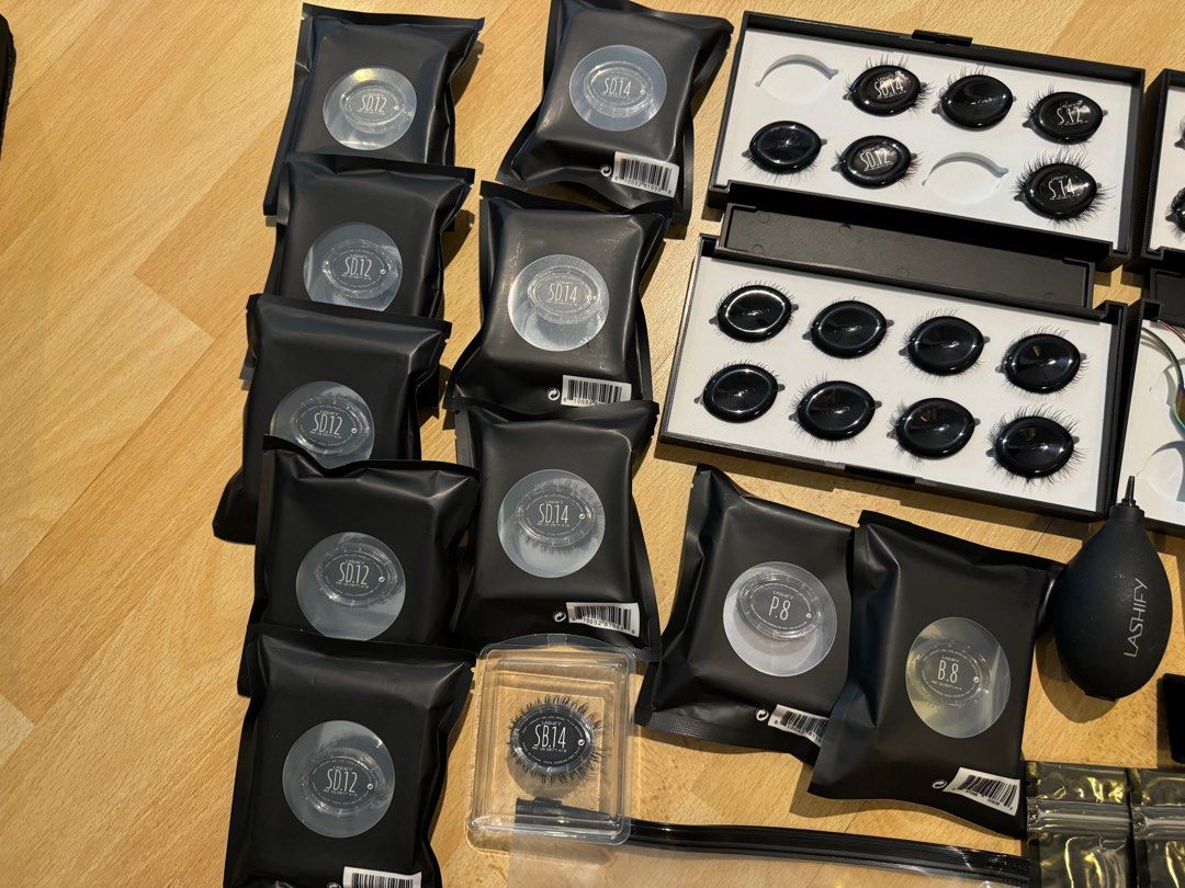 Lashify complete set (Category: Makeup) located in Singapore. Submitted by dandelion_huka (Listing ID 1337446692, Image 3). Description: Complete set of Lashify for anyone who wants to try it with a fraction of the price! Paid easily more than $600 for these. Selling at only $200.