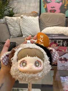 (Category: ) located in . Submitted by hauteph (Listing ID 1337569751, Image 1). Description: .
