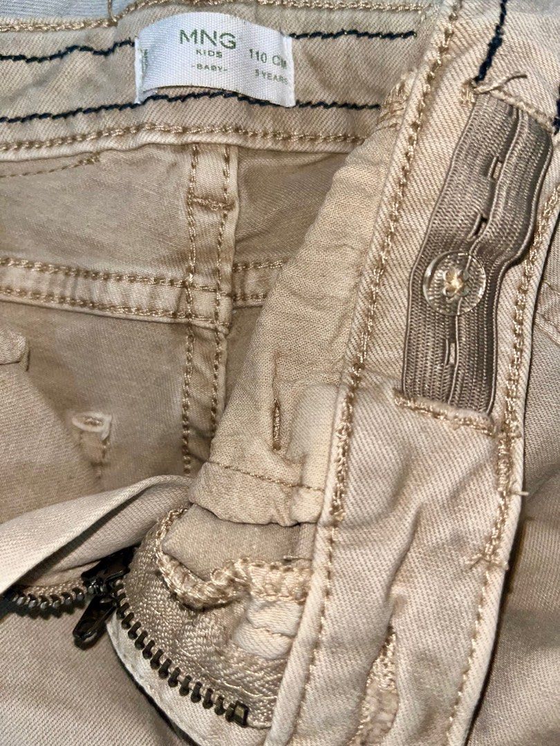 Mango & H&M Denim Pants 5T (Category: Babies & Kids Fashion) located in Cavite. Submitted by lermrr (Listing ID 1337421308, Image 2). Description: Mango Khaki & H&M Gray Denim Pants for Boy Size 110cm 5 years old Php 700 each.