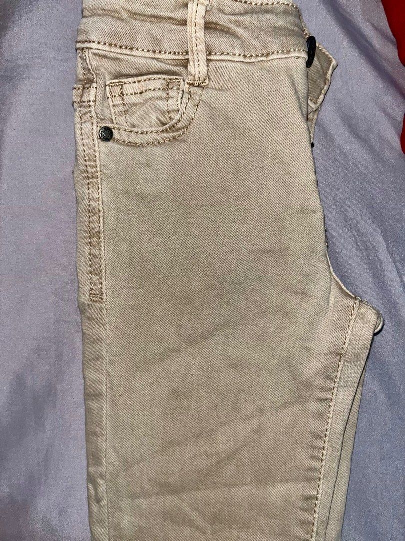 Mango & H&M Denim Pants 5T (Category: Babies & Kids Fashion) located in Cavite. Submitted by lermrr (Listing ID 1337421308, Image 3). Description: Mango Khaki & H&M Gray Denim Pants for Boy Size 110cm 5 years old Php 700 each.
