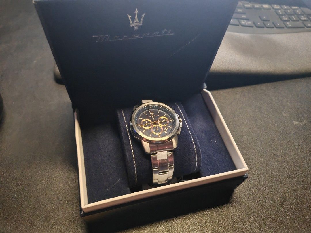 Maserati watch brand new (Category: Luxury Watches) located in Las Pinas. Submitted by kingtopper (Listing ID 1337585909, Image 1). Description: Maserati Attrazione 43mm Brand new and unused Japan quartz movement Stainless steel.