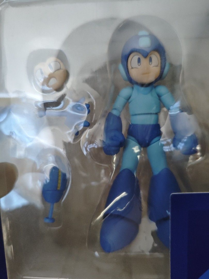 Megaman / Rockman 4 inch Nel (Category: Figurines & Statues) located in Quezon City. Submitted by xenoheartstone (Listing ID 1337414158, Image 2). Description: Mint in Box condition.