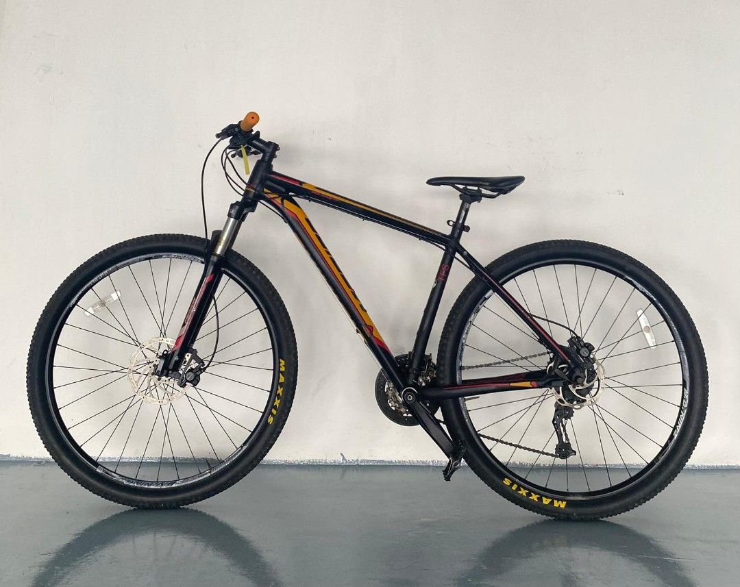 Merida Mountain Bike 29 rim hydraulic brakes