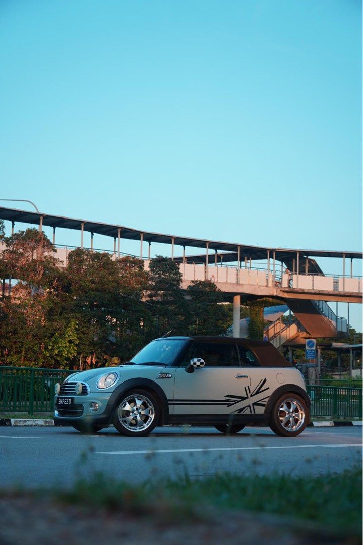 MINI Cooper Convertible AT ABSD 2WD Auto (Category: Used Cars) located in Singapore. Submitted by tacocattt (Listing ID 1337513109, Image 2). Description: .