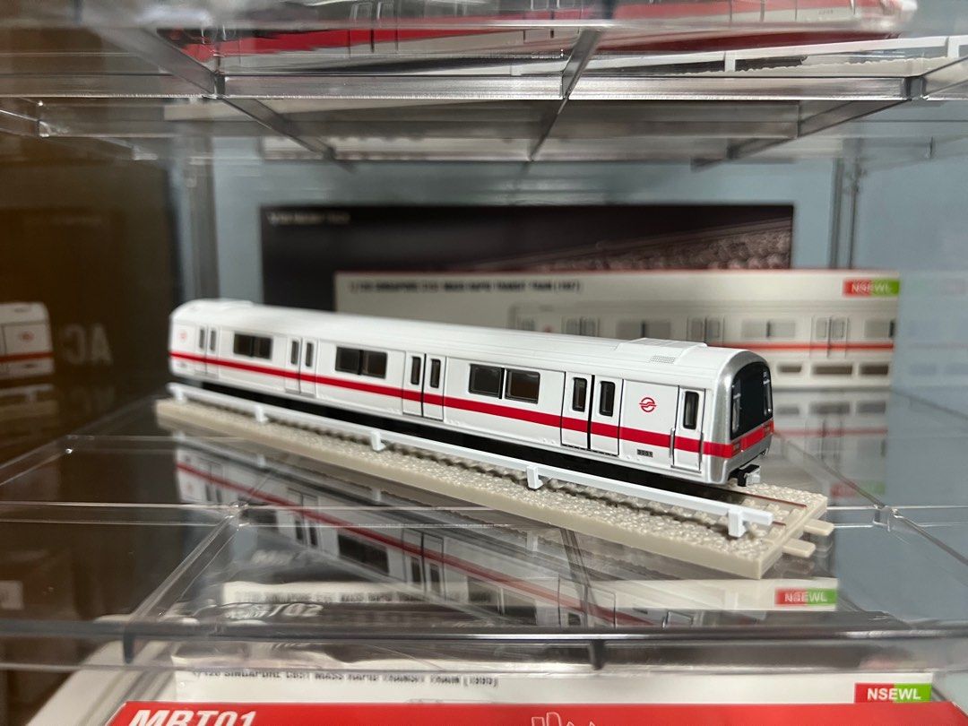Train Model (Category: Vehicle & Diecast Models) located in Singapore. Submitted by agag6 (Listing ID 1337463413, Image 3). Description: MRT Display Die Cast (Brand New Sealed) $88 per set - Train + Track 1) C151 First Gen Train (1987) - 1 set remaining 2) C151 First Gen Refurbished Train (2006) - Sold Out 3) C651 Siemens Second Gen Train - sold out Interested do let me know. Price Negotiable👍.