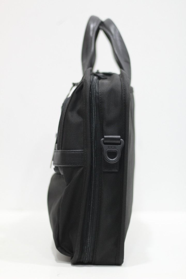 New Tumi 26516D2 Alpha 2 TUMI T Pass Medium Screen Laptop Slim Brief 16 pilot flight bag 15 banker briefcase 13 doctor document bag