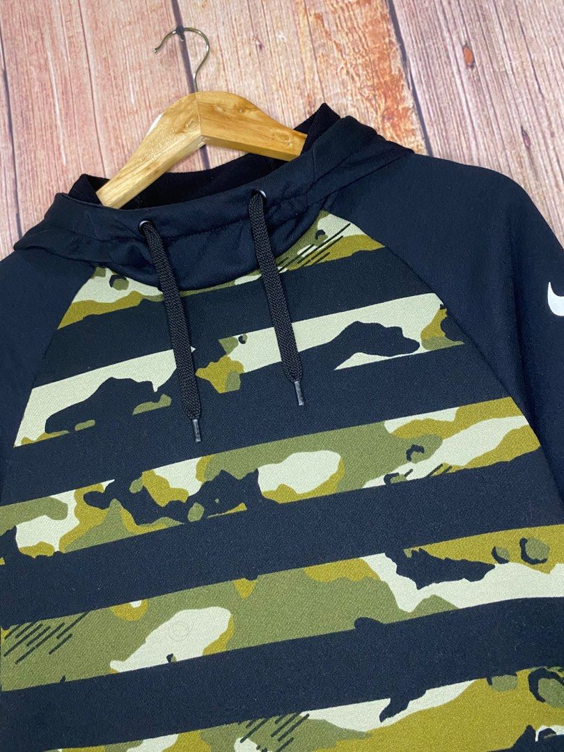 Nike stripe camo hoodie sale
