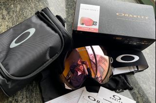 （分類：）位於 。 由 snowboardfans 提交（商品編號 1337485288，圖片 1）。簡介： 。