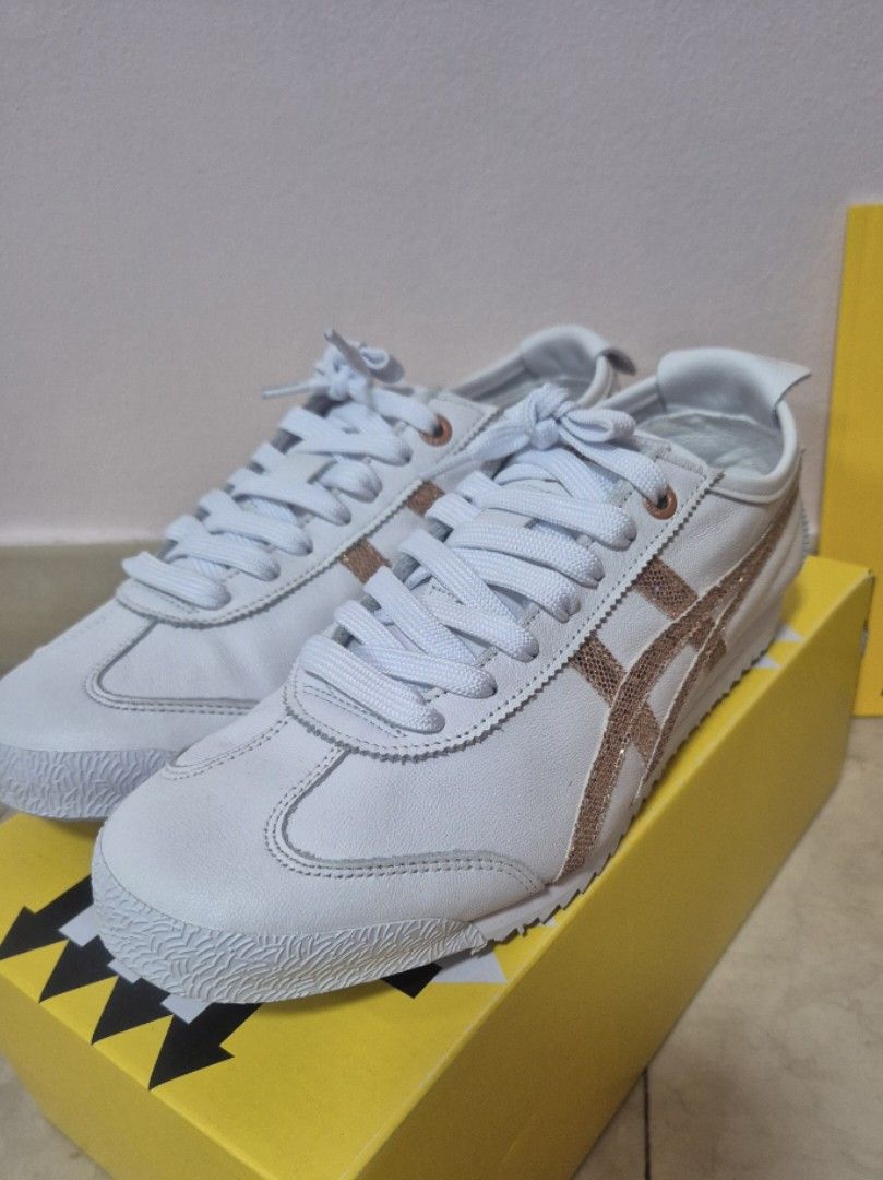 Onitsuka tiger sneakers (Category: Sneakers) located in Singapore. Submitted by stothem (Listing ID 1337455395, Image 5). Description: bought on 5 nov 2024. never worn before unisex US 6 woman US 7.5 EUR39 UK5.