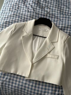 (Category: ) located in . Submitted by pretty_little_things (Listing ID 1337481229, Image 1). Description: .