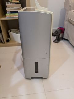 （分類：）位於 。 由 tarassik 提交（商品編號 1337412571，圖片 1）。簡介： 。