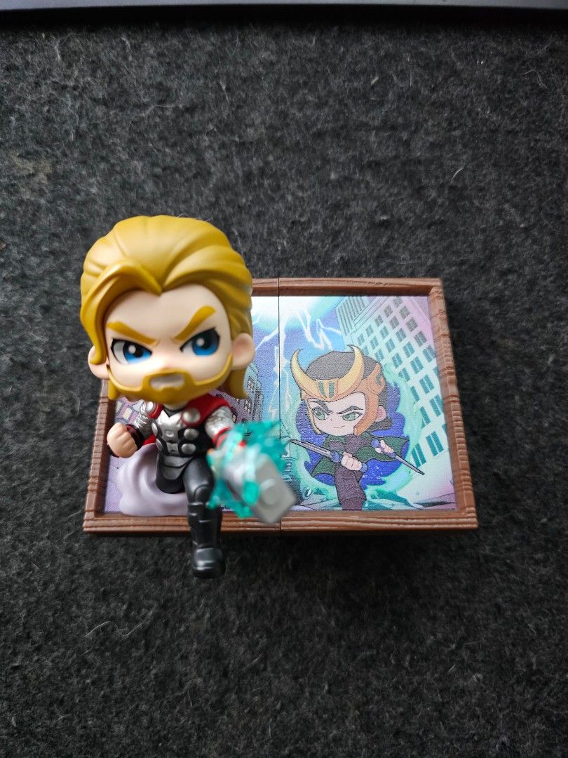 POPMART MARVEL (THOR) PHOTO FRAME SERIES (Category: Western Merchandise) located in Manila. Submitted by naserrano (Listing ID 1337574116, Image 3). Description: POPMART MARVEL (THOR) PHOTO FRAME SERIES Bought at Popmart Taiwan (Nov. 18, 2024) was trying to get spidey or cap america but I got this instead. Already opened but in excellent condition. PM for sure buyers. thanks..