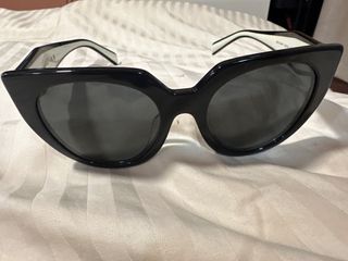 (Category: ) located in . Submitted by _buymythingspls (Listing ID 1337483354, Image 1). Description: .