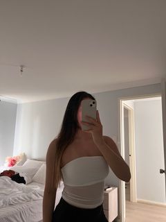 (Category: ) located in . Submitted by sxnnyll (Listing ID 1337463607, Image 1). Description: .