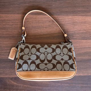 (Category: ) located in . Submitted by stargirlk (Listing ID 1337452165, Image 1). Description: .