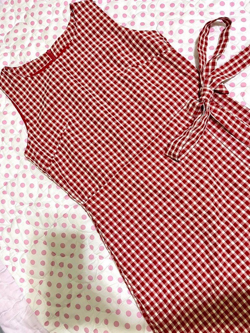 Red and White Plaid Dress (Category: Dresses) located in Surigao. Submitted by ppinkbunny_ (Listing ID 1337545423, Image 3). Description: .