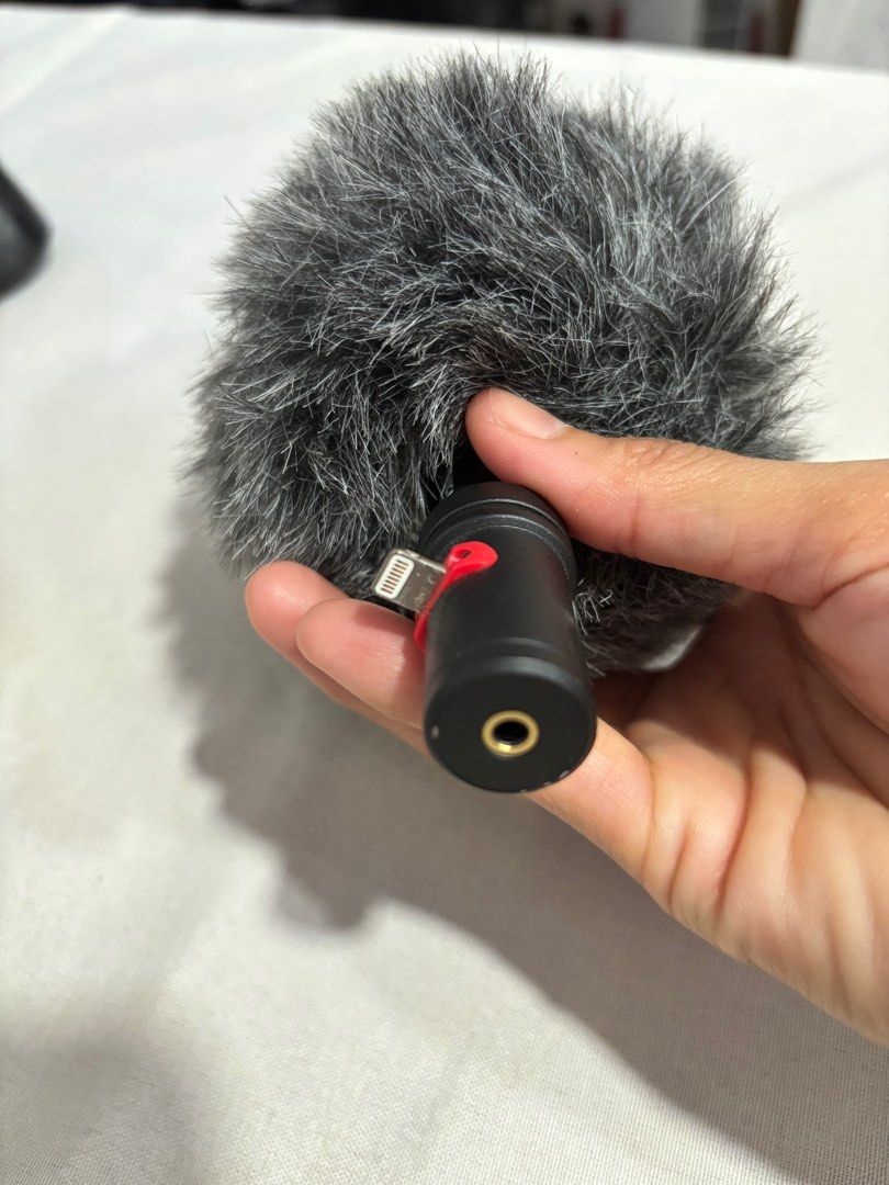 Rode VideoMic Me-L for iPhone (Category: Microphones) located in Manila. Submitted by motherclucker (Listing ID 1337574173, Image 3). Description: Directional microphone for iOS devices. Captures sound and audio while cancelling noise. Works 10/10 Minor scratches. No damage. Doesn’tncome with a box/receipt. Authentic. Bought in store. I rarely use this but this is a high quality microphone. Full description found here: https://rode.com/en/microph