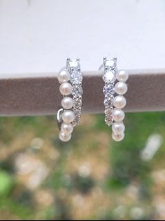 (Category: ) located in . Submitted by Myjewelryroom (Listing ID 1337453848, Image 1). Description: .