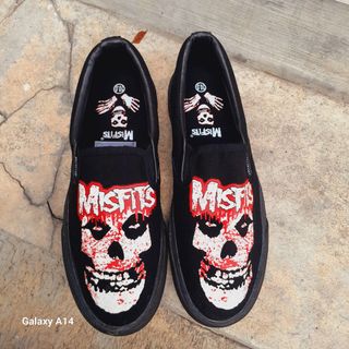 (Kategori: ) berada di . Dikirim oleh secondtrash13 (ID iklan 1337488904, Gambar 1). Deskripsi: .