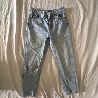 (Category: ) located in . Submitted by madoods (Listing ID 1337433427, Image 1). Description: .
