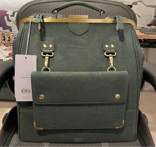 (Category: ) located in . Submitted by houseofmateo (Listing ID 1337557256, Image 1). Description: .