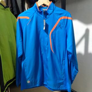 (Kategori: ) berada di . Dikirim oleh haloha.thrift (ID iklan 1337517281, Gambar 1). Deskripsi: .