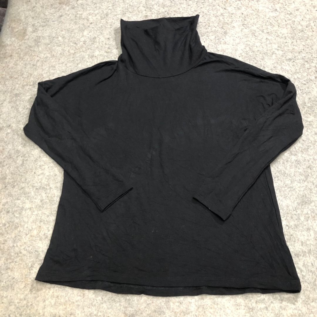 UNIQLO HEATTECH Extra Warm Turtleneck T Shirt long sleeves Black Size Small Women s Fashion Activewear on Carousell