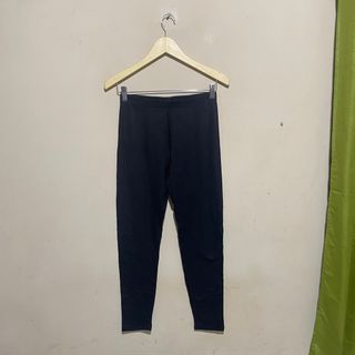 harga terjangkau untuk long john uniqlo Carousell Indonesia